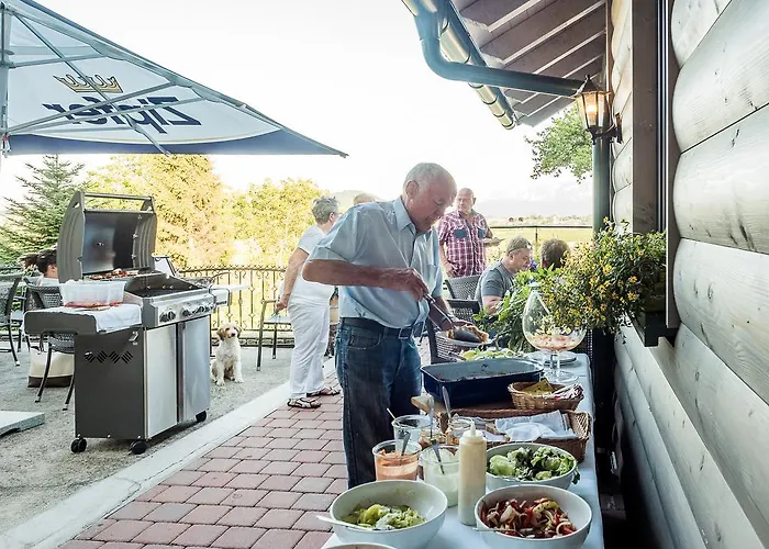 Siri's Einkehr Πανσιόν Sankt Georgen im Attergau