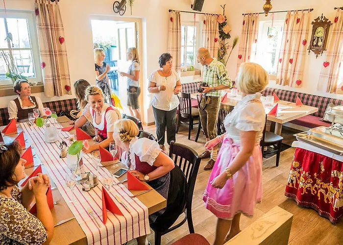 Siri's Einkehr Gæstehus Sankt Georgen im Attergau